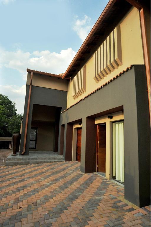 Sunset Manor Guest House Potchefstroom Exterior photo