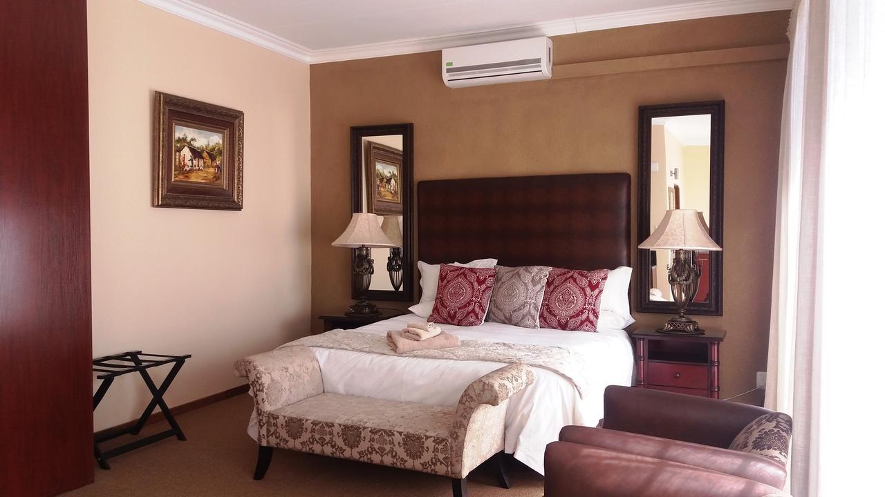 Sunset Manor Guest House Potchefstroom Exterior photo